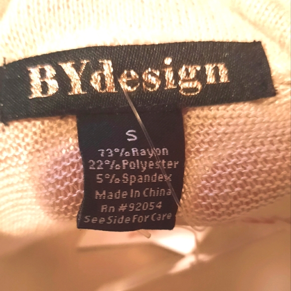 Soft Cream Long Sleeve Top - Picture 3 of 8